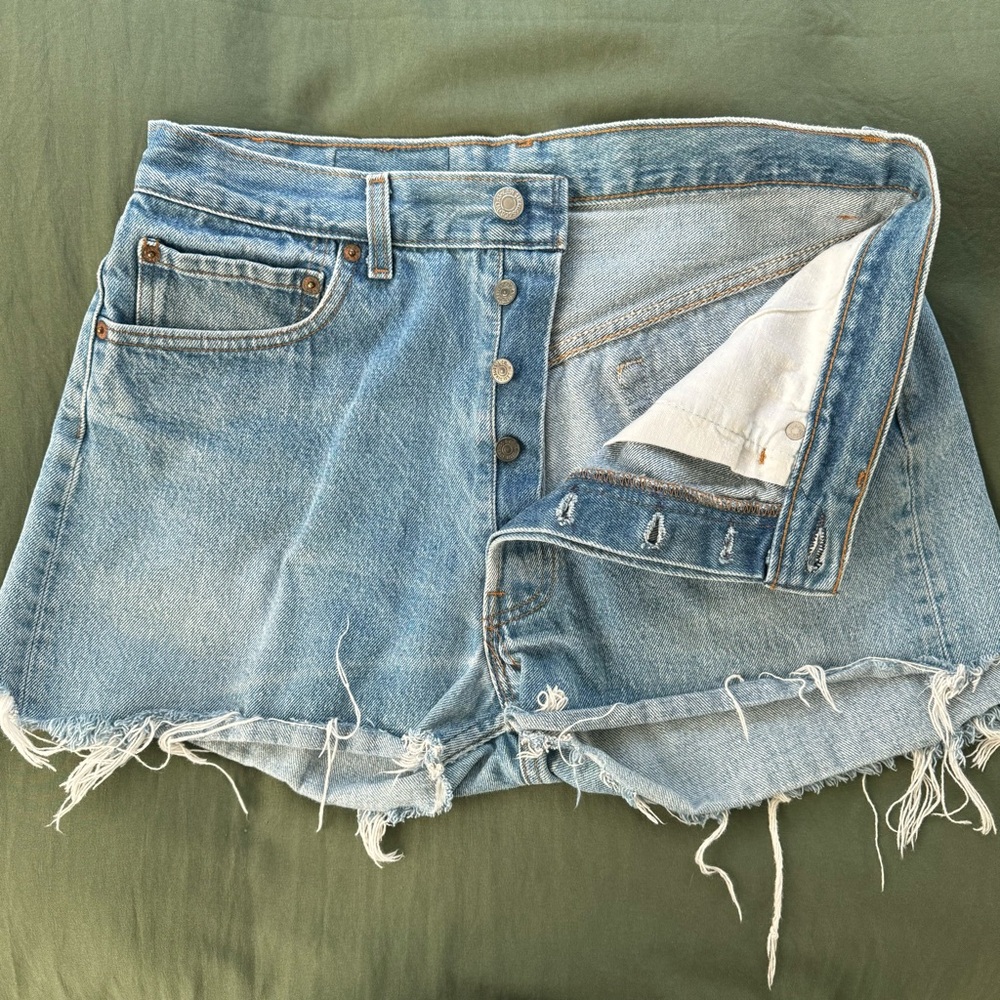 Levi button-front Jean shorts, size 8-10